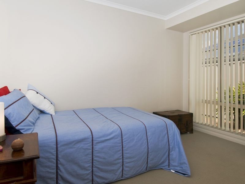 6 Hungerford Place, Bonny Hills NSW 2445