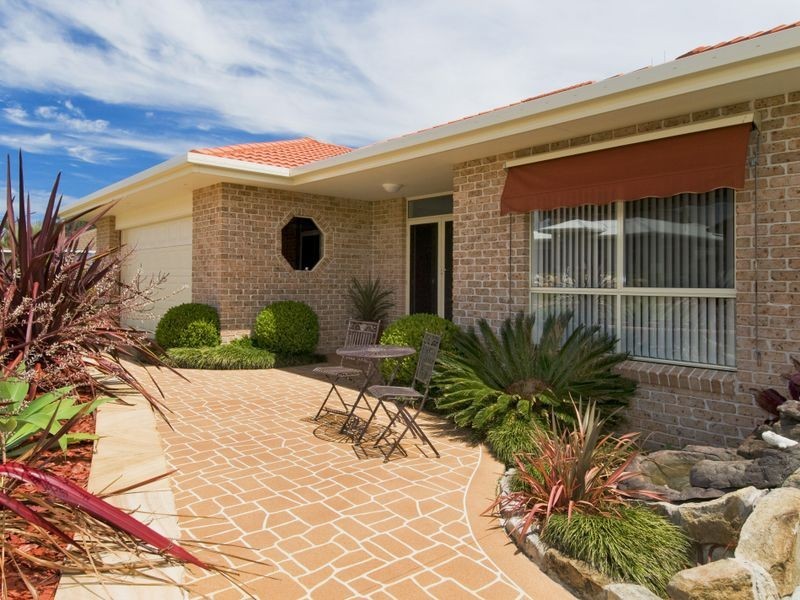 63 Fiona Crescent, Lake Cathie NSW 2445
