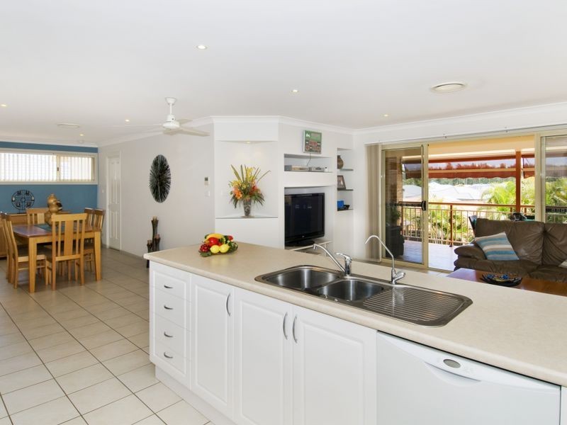 63 Fiona Crescent, Lake Cathie NSW 2445