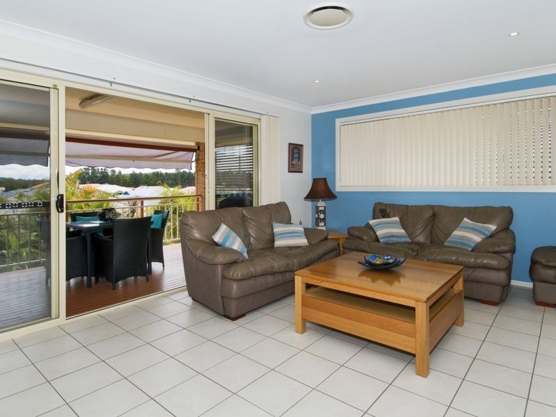 63 Fiona Crescent, Lake Cathie NSW 2445