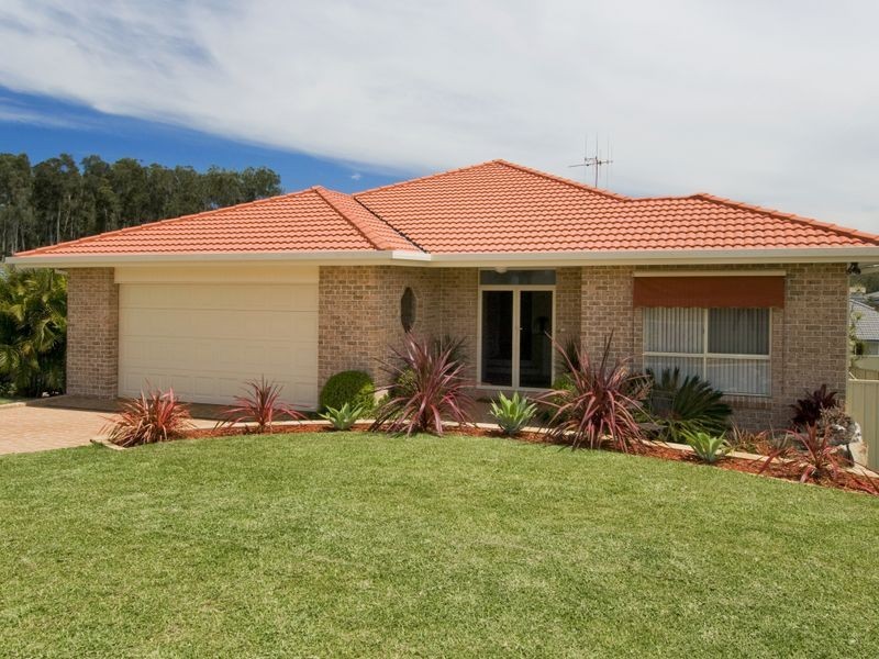 63 Fiona Crescent, Lake Cathie NSW 2445