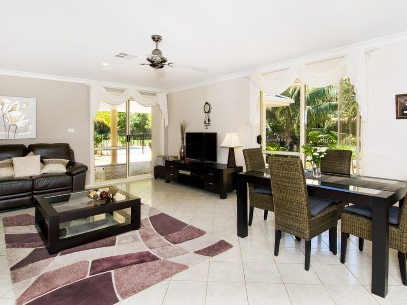 27 Lakeside Way, Lake Cathie NSW 2445