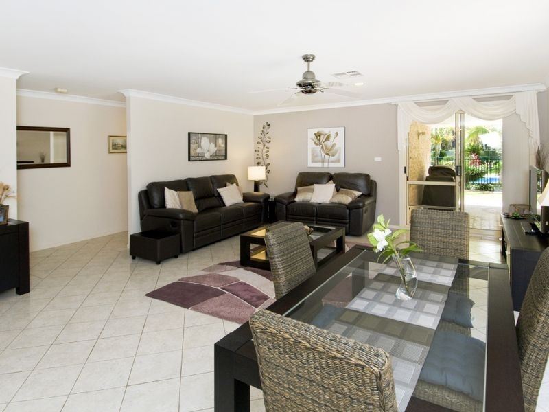 27 Lakeside Way, Lake Cathie NSW 2445