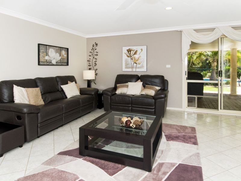 27 Lakeside Way, Lake Cathie NSW 2445
