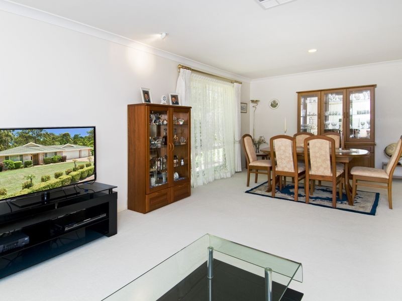 27 Lakeside Way, Lake Cathie NSW 2445