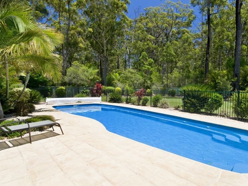 27 Lakeside Way, Lake Cathie NSW 2445