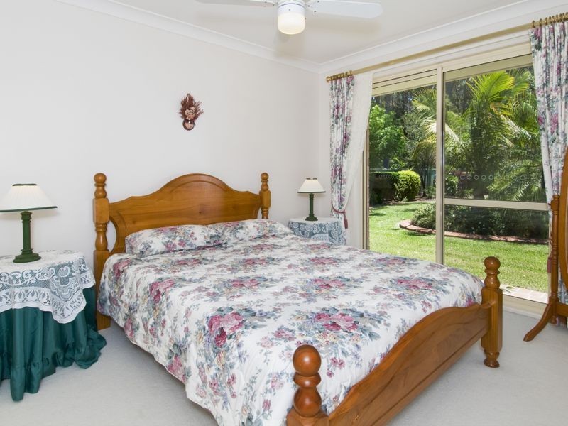 27 Lakeside Way, Lake Cathie NSW 2445