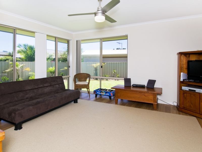 7 Solebay Place, Lake Cathie NSW 2445