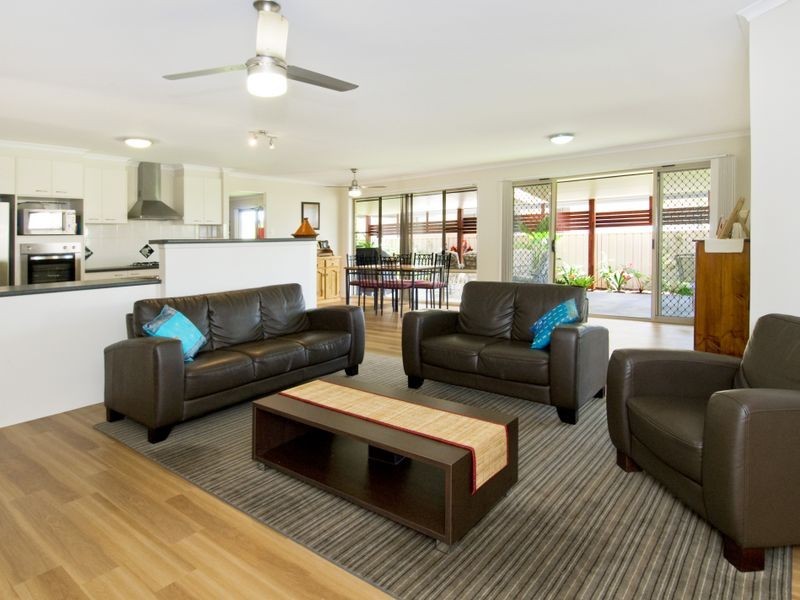7 Solebay Place, Lake Cathie NSW 2445