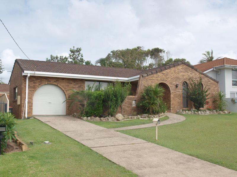 21 Orana Drive, Lake Cathie NSW 2445