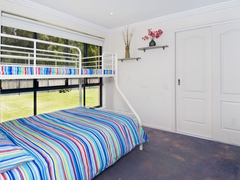 41 Explorers Way, Lake Cathie NSW 2445