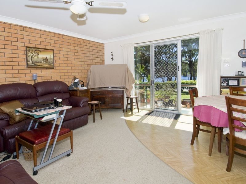 1/18 Aqua Cres, Lake Cathie NSW 2445