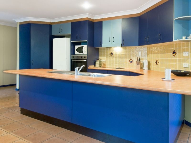 10 Solander Place, Lake Cathie NSW 2445