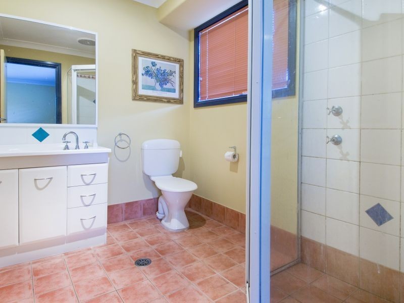 10 Solander Place, Lake Cathie NSW 2445