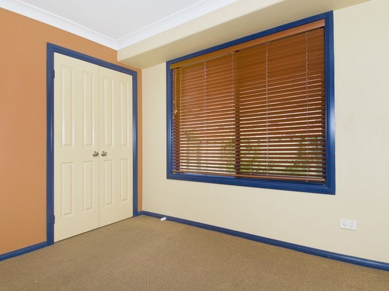 10 Solander Place, Lake Cathie NSW 2445