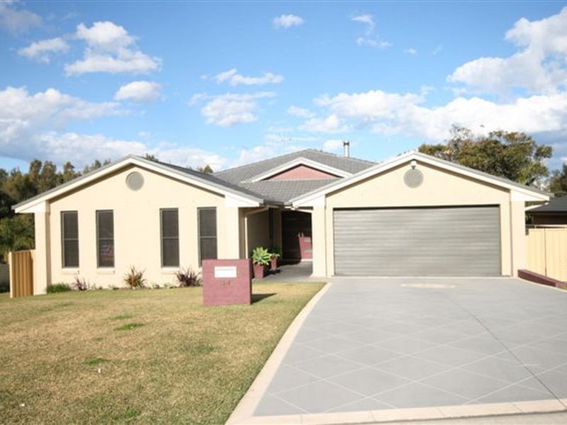 34 Bligh Place, Lake Cathie NSW 2445
