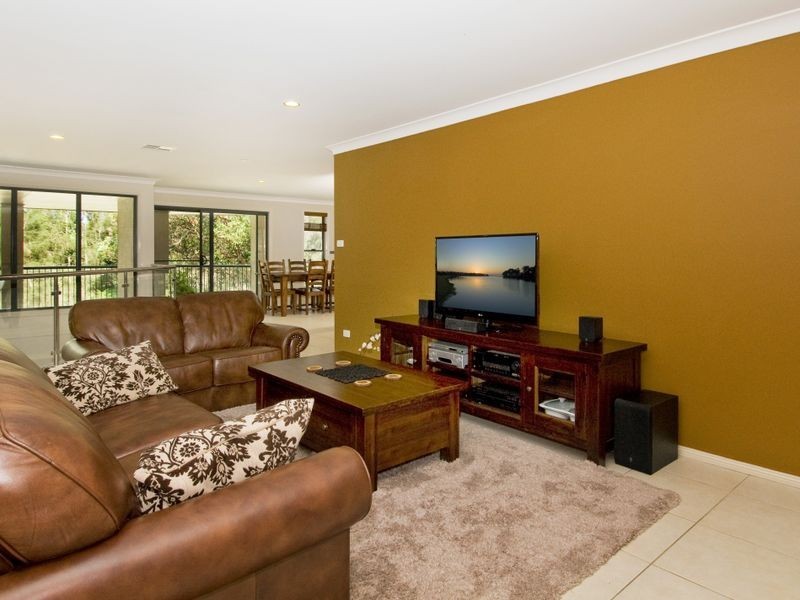 34 Bligh Place, Lake Cathie NSW 2445