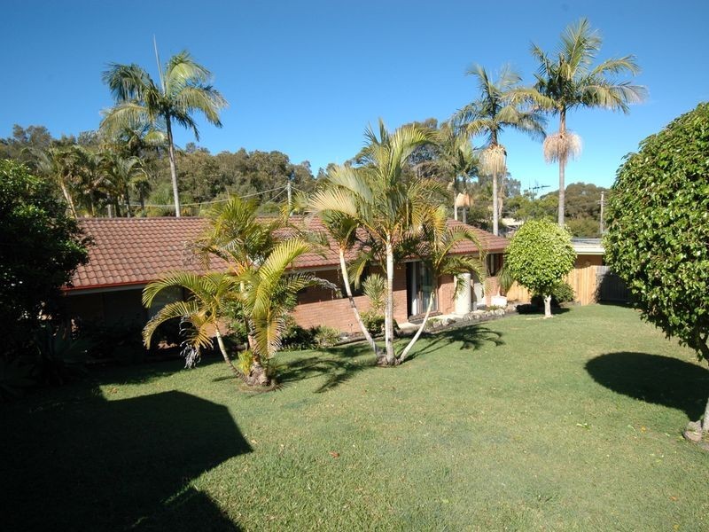 7 Mullaway Road, Lake Cathie NSW 2445