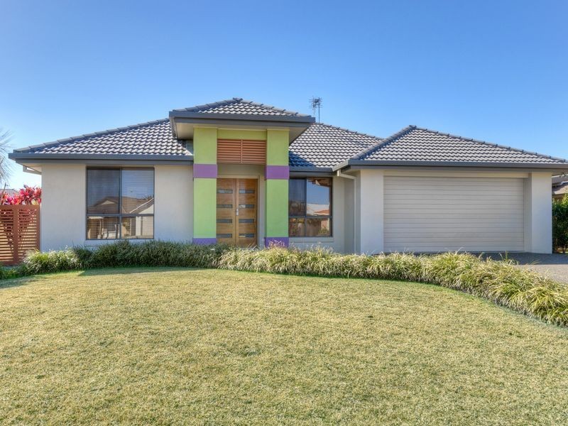 5 Solebay Place, Lake Cathie NSW 2445