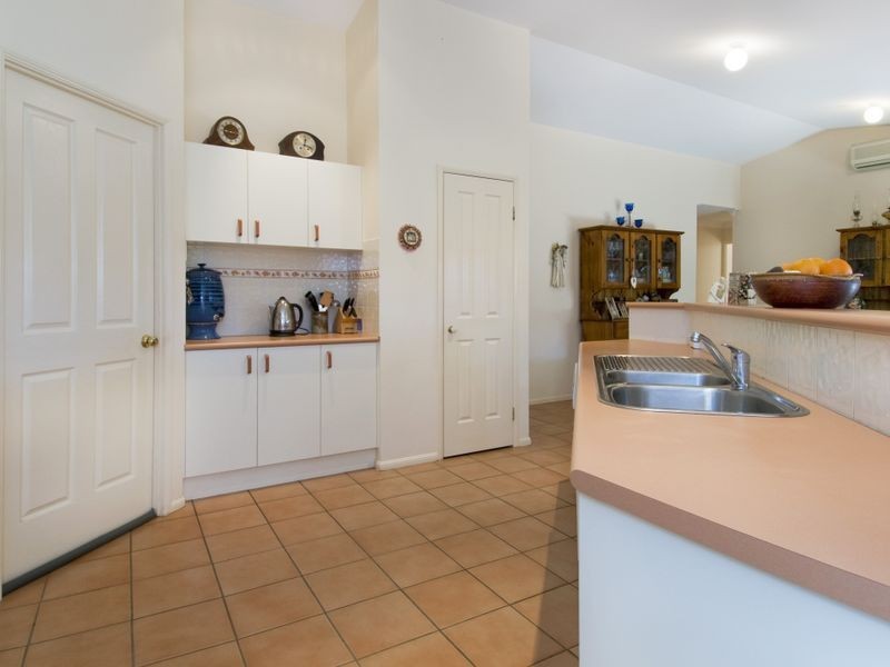40 Abel Tasman Drive, Lake Cathie NSW 2445