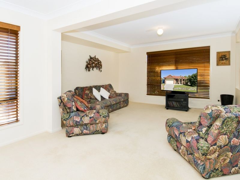 40 Abel Tasman Drive, Lake Cathie NSW 2445