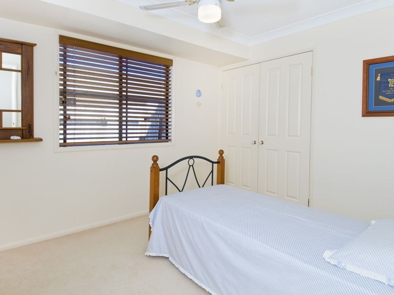 40 Abel Tasman Drive, Lake Cathie NSW 2445