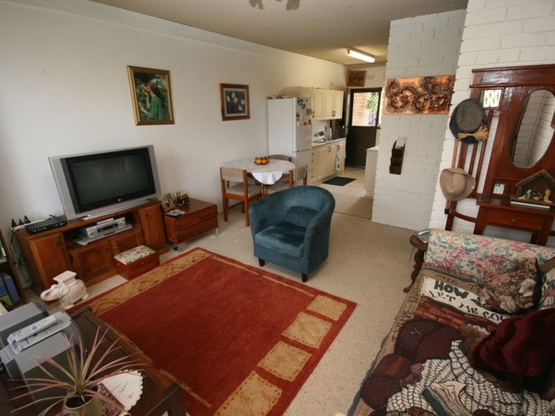 3/5 Parry Street, Lake Cathie NSW 2445