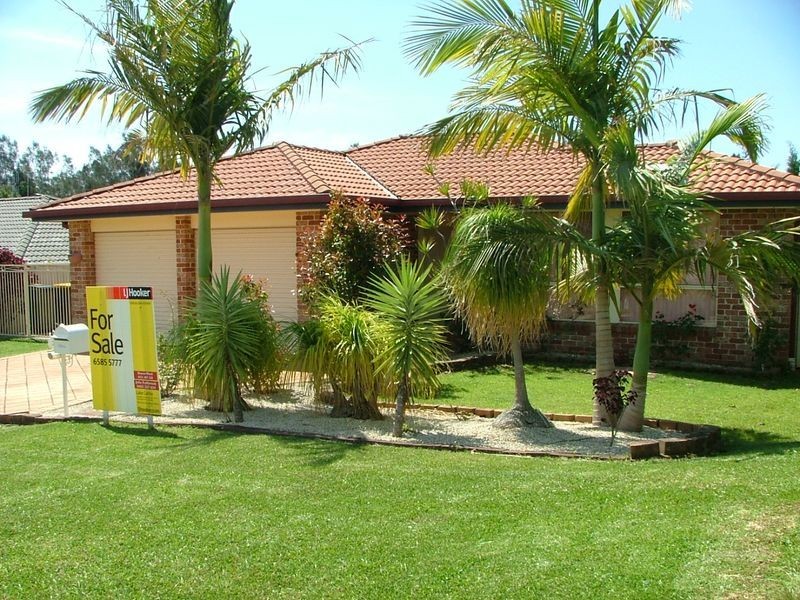 28 Explorers Way, Lake Cathie NSW 2445