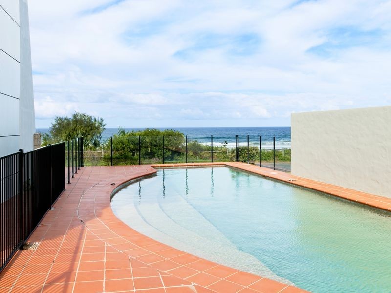 2 Bundella Avenue, Lake Cathie NSW 2445