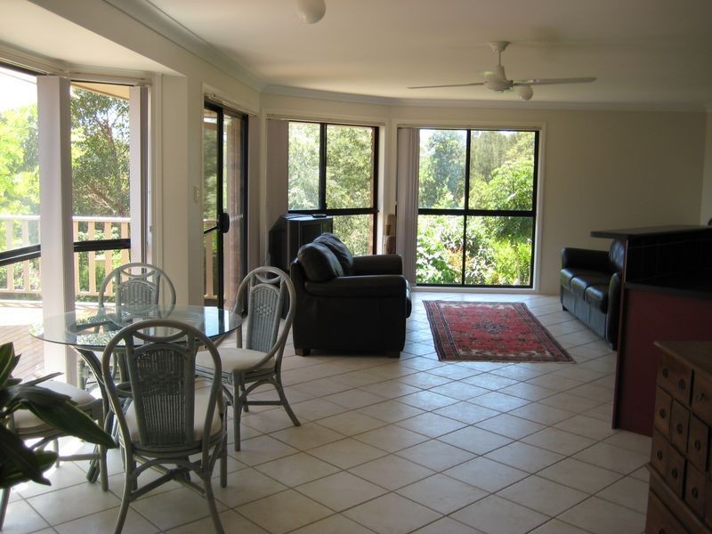 24 Bligh Place, Lake Cathie NSW 2445