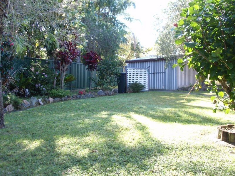 6 Banjora Place, Lake Cathie NSW 2445