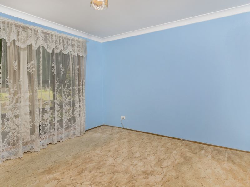 1 Taloumbi Place, Lake Cathie NSW 2445