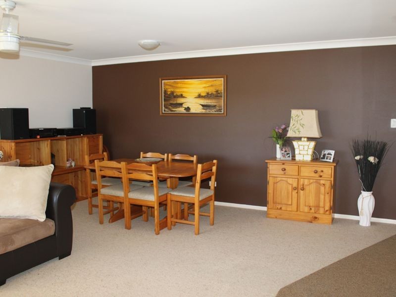 4 Abel Tasman Drive, Lake Cathie NSW 2445