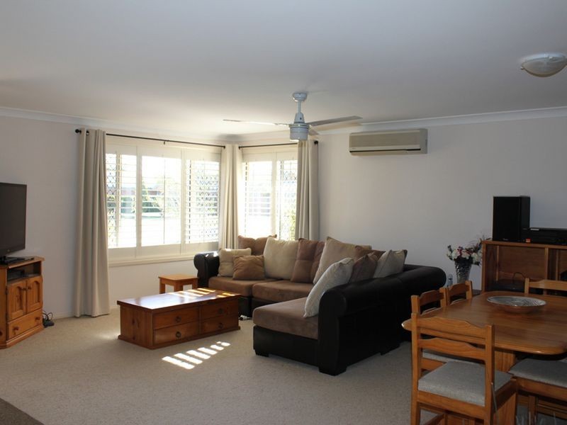 4 Abel Tasman Drive, Lake Cathie NSW 2445