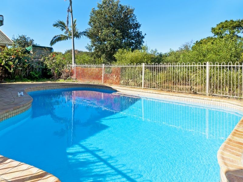 60 Chepana Street, Lake Cathie NSW 2445