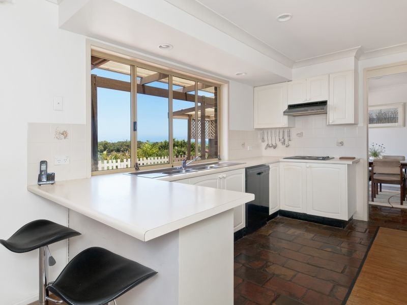 1510 Ocean Drive, Lake Cathie NSW 2445