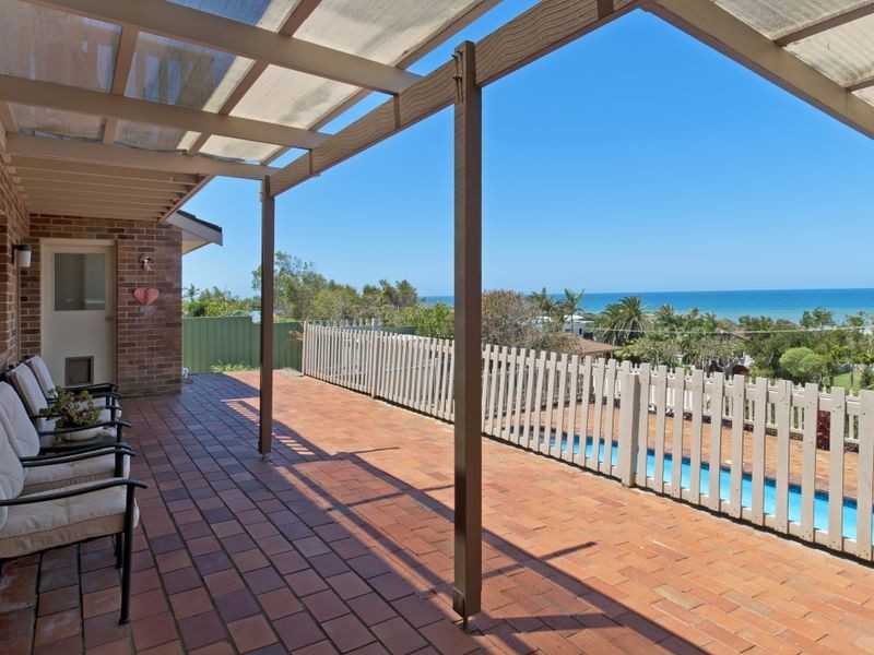 1510 Ocean Drive, Lake Cathie NSW 2445