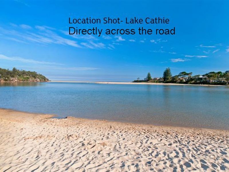 1647 Ocean Drive, Lake Cathie NSW 2445