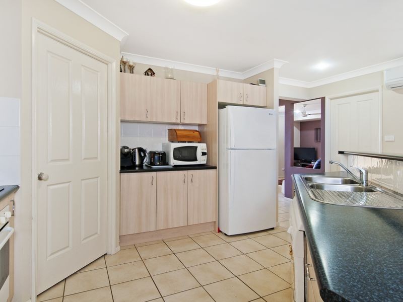 16 Dampier Court, Lake Cathie NSW 2445