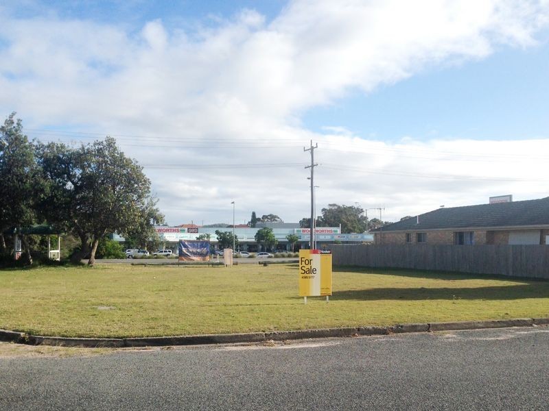 1590 Ocean Drive, Lake Cathie NSW 2445