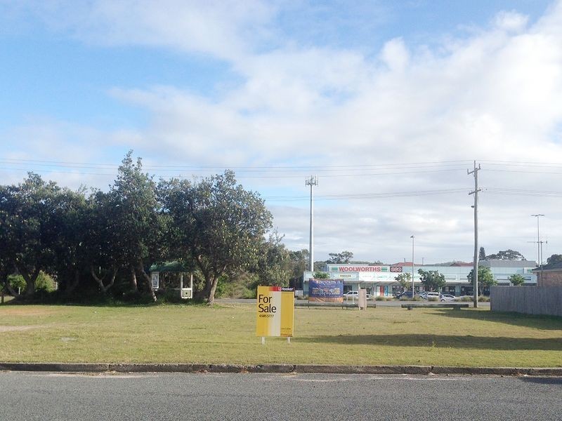 1590 Ocean Drive, Lake Cathie NSW 2445