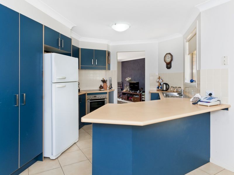 37 Explorers Way, Lake Cathie NSW 2445