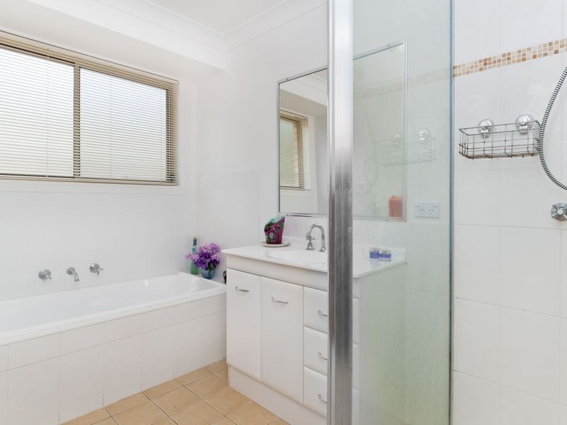 37 Explorers Way, Lake Cathie NSW 2445