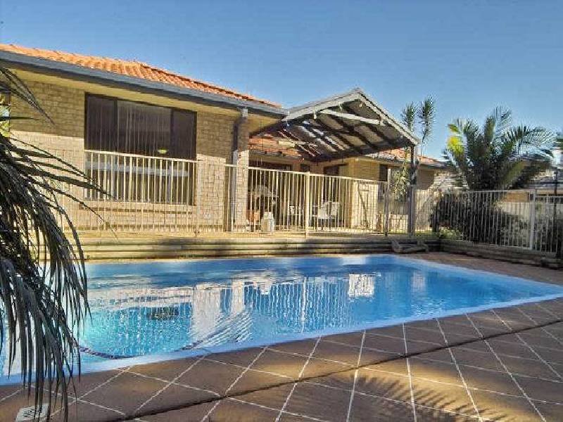 32 Bounty Avenue, Lake Cathie NSW 2445