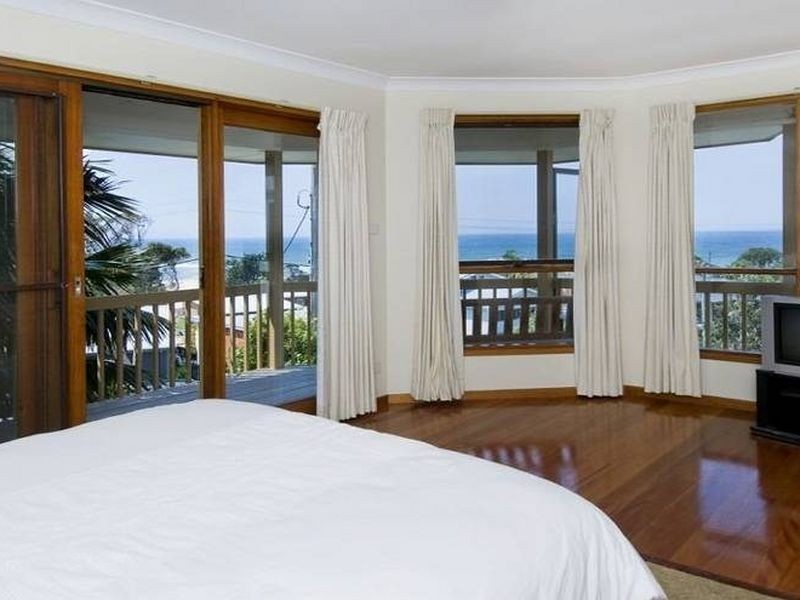 1/3 Parry Street, Lake Cathie NSW 2445