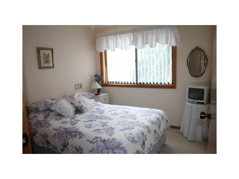 2 Kalang Street, Lake Cathie NSW 2445