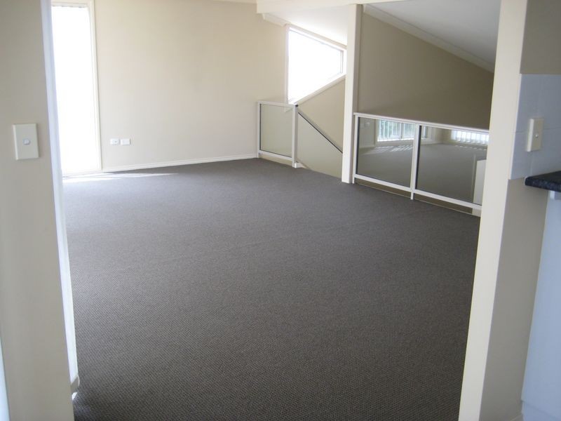 10 Tallong Drive, Lake Cathie NSW 2445