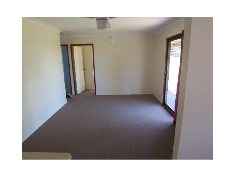 27 Fiona Crescent, Lake Cathie NSW 2445