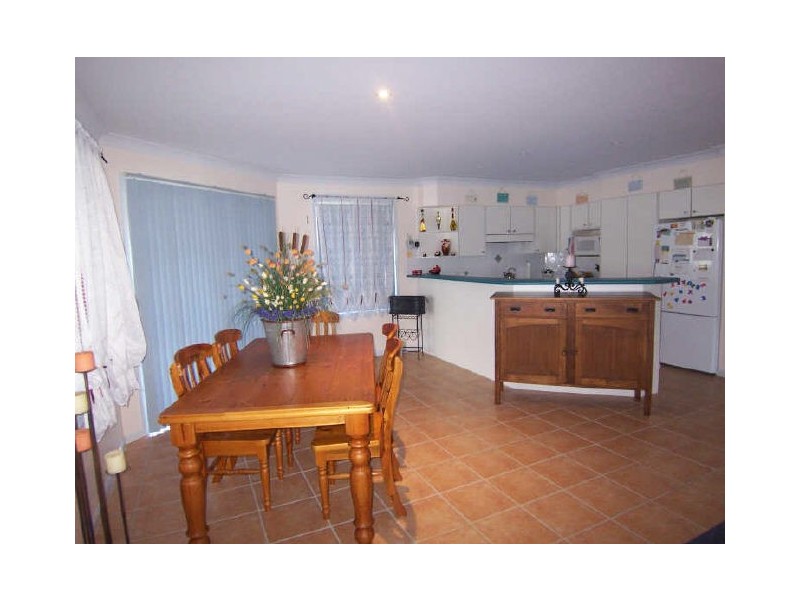 36 Abel Tasman Drive, Lake Cathie NSW 2445