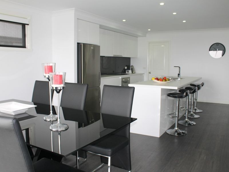 37 Westbourne Drive, Bathurst NSW 2795